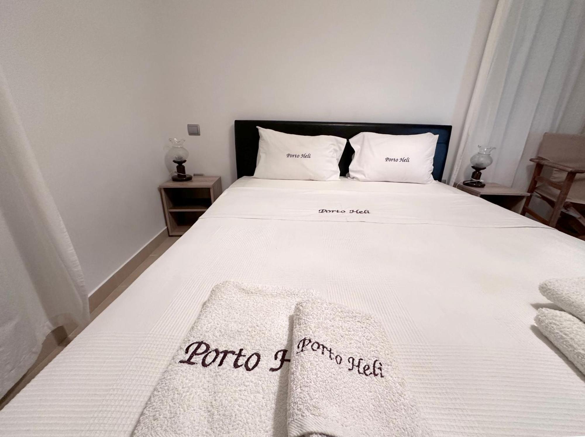Rvg Rania House With Pool Apartment ปอร์โตเฮลี ภายนอก รูปภาพ