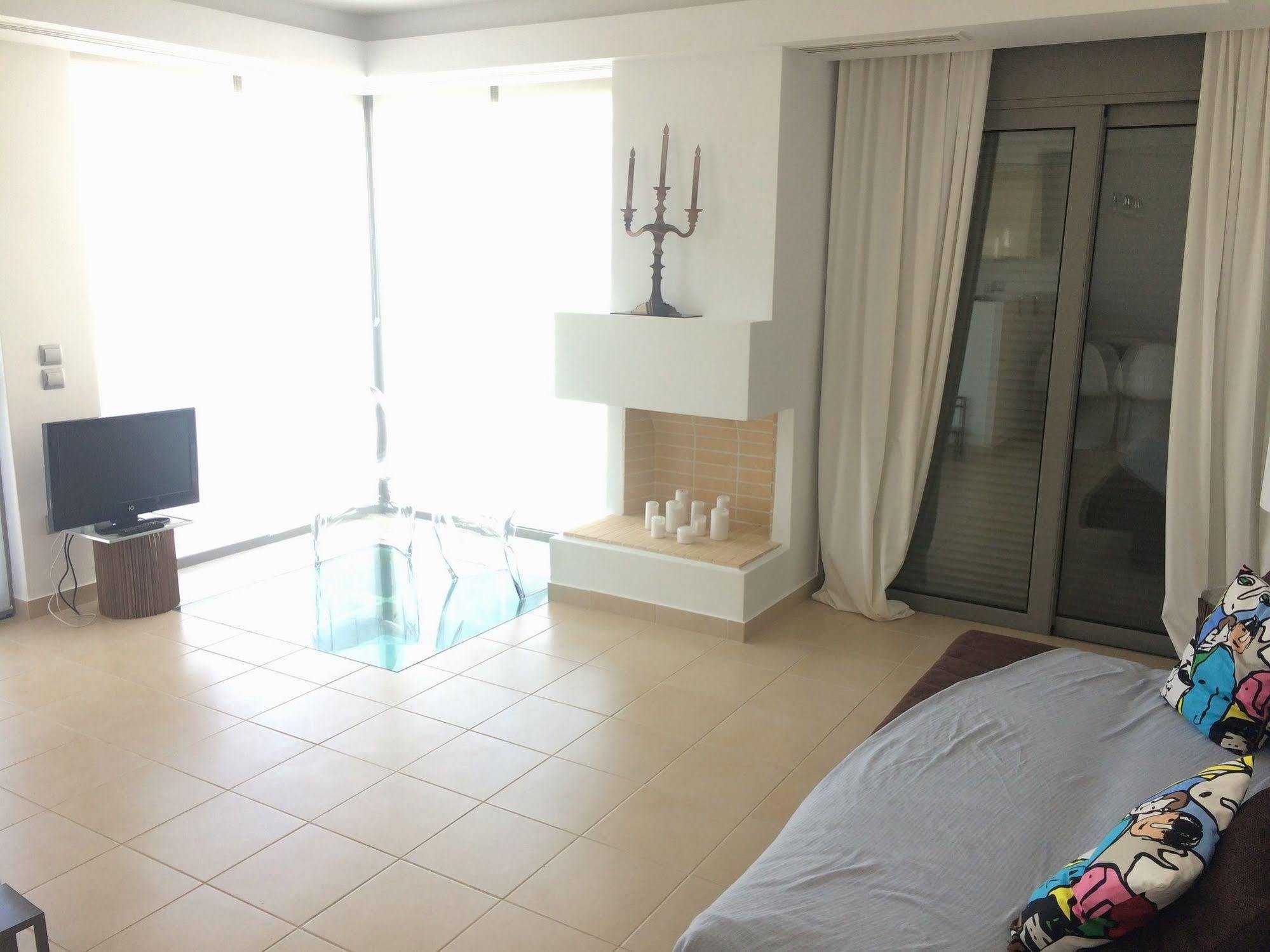Rvg Rania House With Pool Apartment ปอร์โตเฮลี ภายนอก รูปภาพ