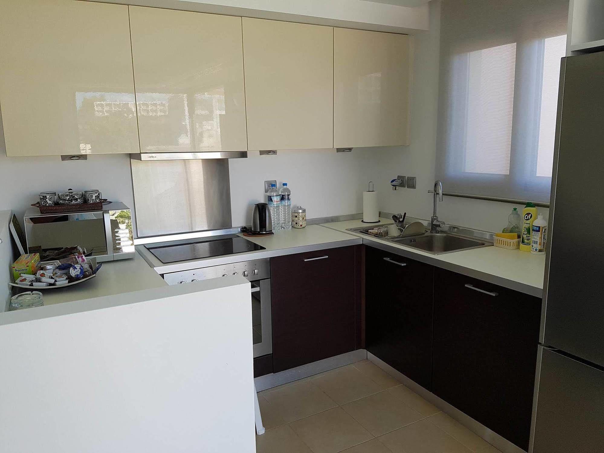 Rvg Rania House With Pool Apartment ปอร์โตเฮลี ภายนอก รูปภาพ